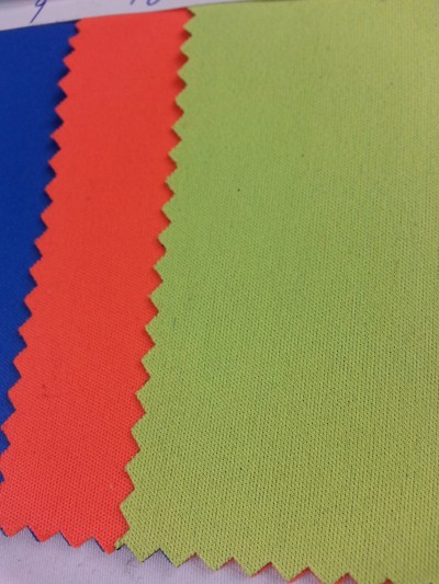 HK-XGFG 防風防潑水透氣貼合保溫布 DZ021 後面照